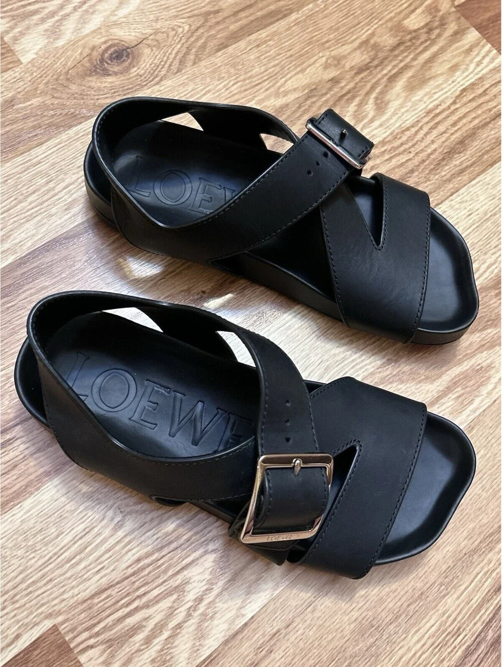 Loewe Black Ease Buckle Leather Sandals 39